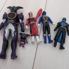 仮面ライダー　戦隊フィギュアの画像