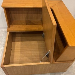 コーナーボード　カリモクの画像