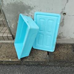 メダカ入れ　ケース　使い方いろいろ　セメントコネなど　プランターにも