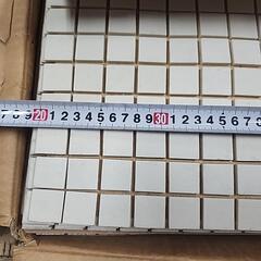 タイル 白の画像