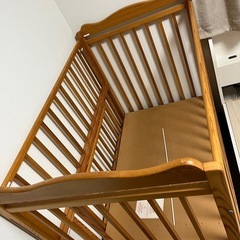 ベビーベッドの画像