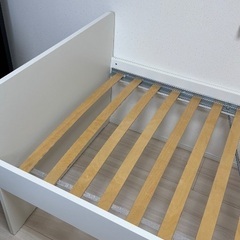 IKEA シングルベッド フレームの画像