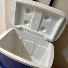イグルー　クーラーボックス　ジャンクの画像