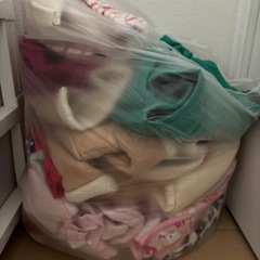 子ども服80-100の画像