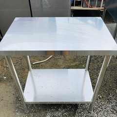 ⭐️厨房機器が安い⭐️ステンレス　作業台　70cm