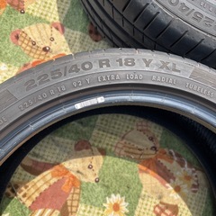 Continental 225/40 R18 タイヤ 4本セットの画像