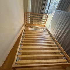 IKEA セミダブル　フレーム＆マットレスの画像