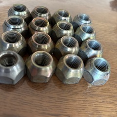 トヨタホイールナットM12P1.5、21HEX16個の画像