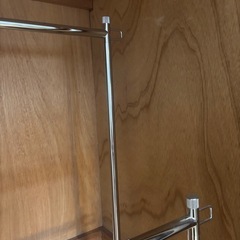 【決定
】スチール製ダブルハンガーラック／高さ調整可／キャスター付き／1000円 の画像