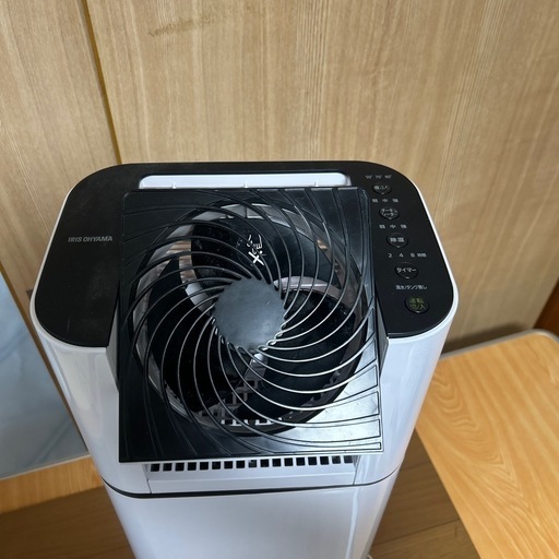 アイリスオーヤマ 衣類乾燥除湿機 IJD-150w　2020年製