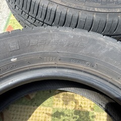 グッドイヤーの195/65 R 15 夏タイヤ4本セットです。の画像