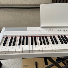 YAMAHA 電子ピアノ P-105 の画像
