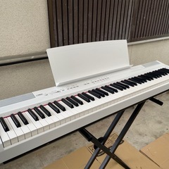 YAMAHA 電子ピアノ P-105 の画像