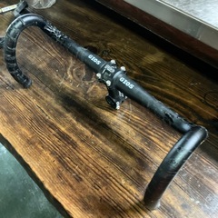 ロードバイク　ハンドルの画像