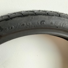 【売却済み】ブリヂストン ACCOLADE 01 02 バイクのタイヤ 溝あり 前輪後輪 高知市仁井田の画像