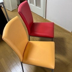 ダイニング用の椅子