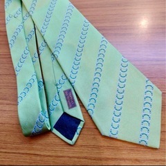 ネクタイ　HERMES　