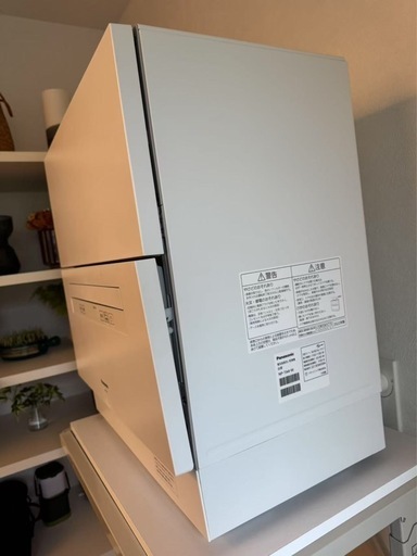 美品　Panasonic 置き型食洗機　NP-TA4-W