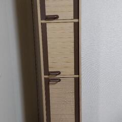 【取引中】すき間収納家具　扉付き