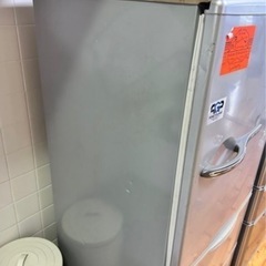 冷蔵庫もらってくださいの画像