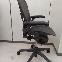 ★ジモティ割あり★ Harman　Miller アーロンチェア　BLK ブラック W70×D70×H106 クリーニング済み TC8524の画像