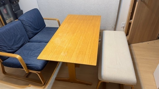 無印良品　リビングでもダイニングでもつかえる