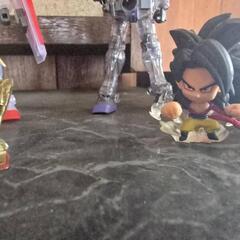 ドラゴンボール、ガンダムの画像