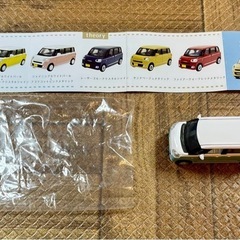 ムーヴキャンバス（水白）　ガチャガチャ