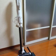 アイリスオーヤマ　極細軽量スティクリーナー　の画像