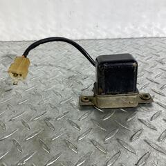 SUZUKI GT380 レギュレター スズキ [M-250502-9]の画像