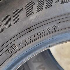 夏タイヤ　✨️バリ目✨️　目山良好‼️　215/65R16  4本　の画像