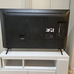 LG 4Kテレビ – モデル UM7300EJA（43インチ）の画像