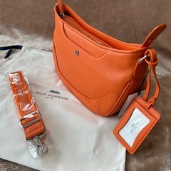 PELLE MORBIDA ペッレモルビダ　ショルダーバッグ鞄バックかばんカバンの画像