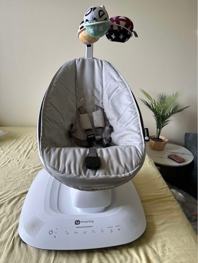 ママルー5 mamaRoo5