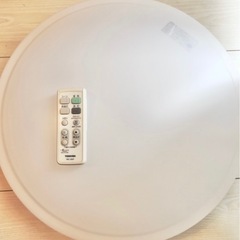 東芝製シーリングライト(調光機能あり)