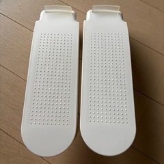 ライクイット　 シューズスタンド　 2個セット　滑り止め付き　白　の画像