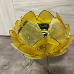 蓮の花風　卓上ランプ　ライト　の画像