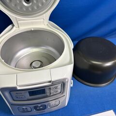 【動作保証あり】TIGER タイガー 2021年 JAI-R552-W 3合炊き マイコン炊飯器【管理KRK1089】の画像