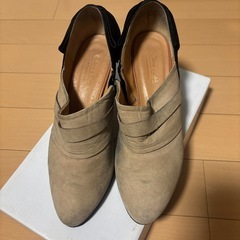 アローズ　オデットパンプス23cm