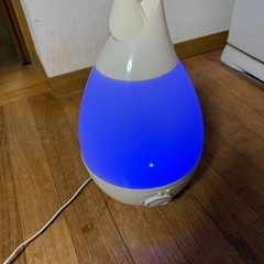 オシャレなライト付き超音波加湿器