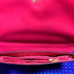 ロベルタ　ディ　カメリーノ　バイカラー　ポーチ　バック　クラッチバック　2つの画像