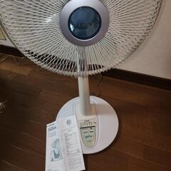 お取り引き中です　TOSHIBA　リビング扇風機の画像