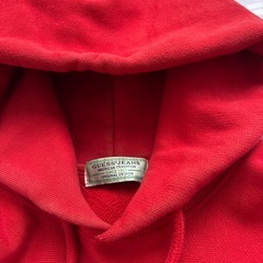 古着 ｵｰﾊﾞｰｻｲｽﾞﾊﾟｰｶｰ GUESS 　の画像