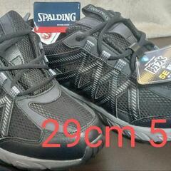 未使用品 SPALDING 5E 29.0cm 軽量 防水 ウォ...