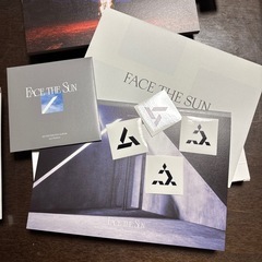 FACE THE SUN CD 写真集の画像