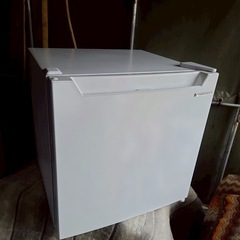 【美品】ヤマダ電機 1ドア冷蔵庫 46L 2022年製 全国送料無料