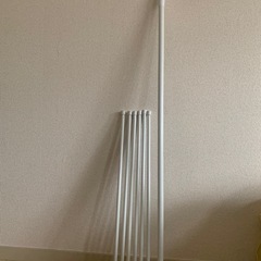 白い伸縮つっぱり棒