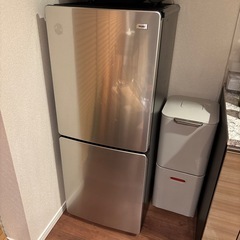家電3点（冷蔵庫、レンジ、洗濯機）の画像