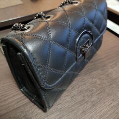 ショルダーバッグ 黒 レディース ２WAYの画像