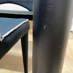ダイニングガラステーブル4点セットの画像